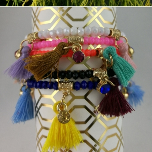 T&J Designs Jewelry - T&J Designs 2pc set Glass Bracelet and Tassel